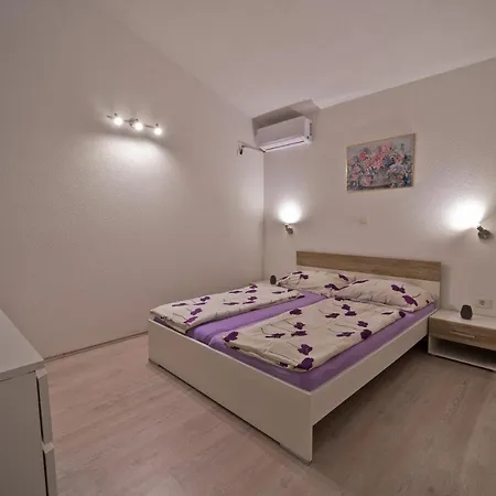 Villa Nal With Private Pool Near